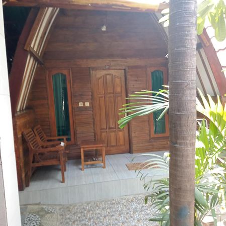 Mirna Homestay Гили-Эйр Экстерьер фото