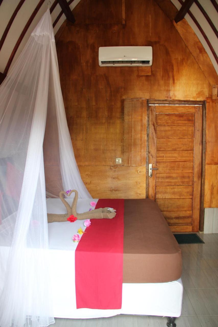Mirna Homestay Гили-Эйр Экстерьер фото