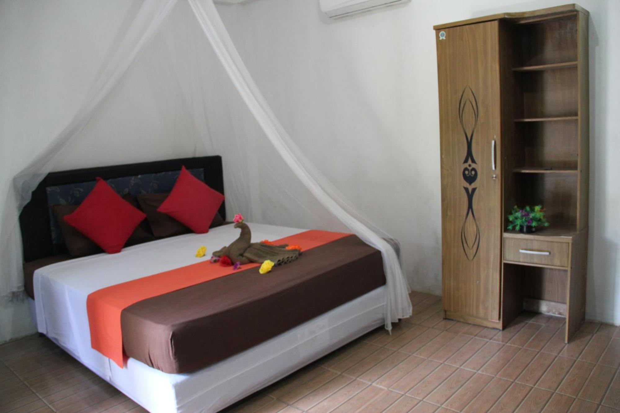 Mirna Homestay Гили-Эйр Экстерьер фото