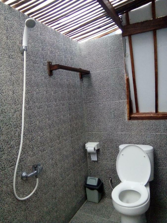Mirna Homestay Гили-Эйр Экстерьер фото